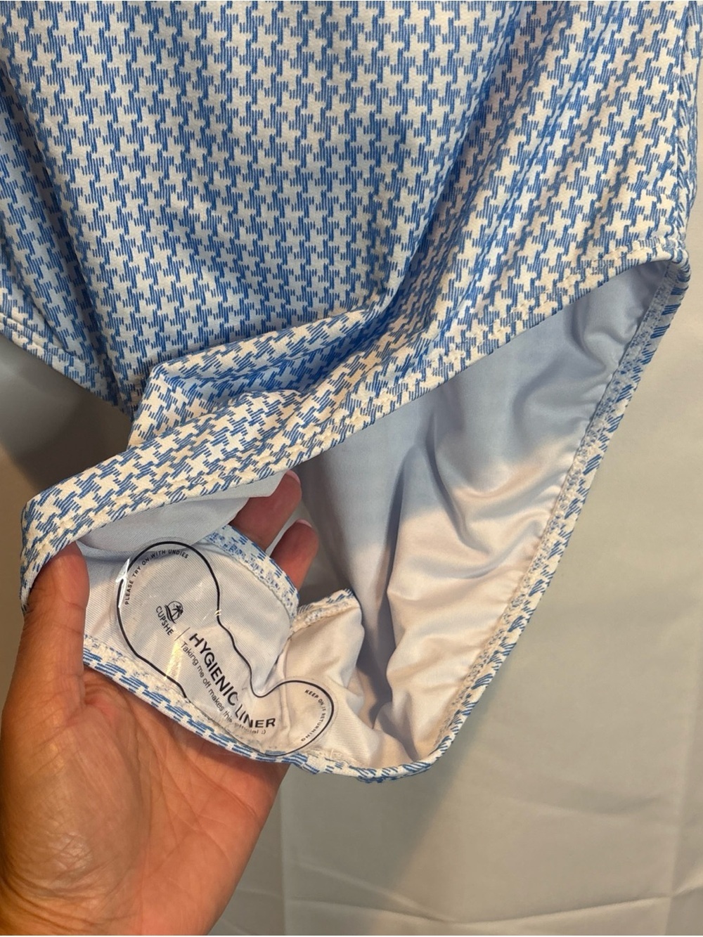 Cupshe Light Blue Houndstooth One-Shoulder Twist Swimsuit - Picture 6 of 10